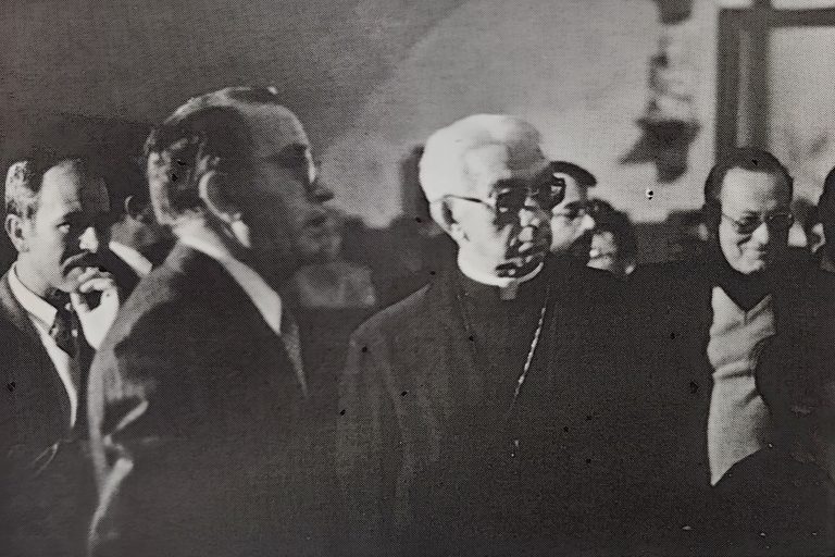 1701550259483-823270bc-a746-4081-8e67-e40e41b8c218