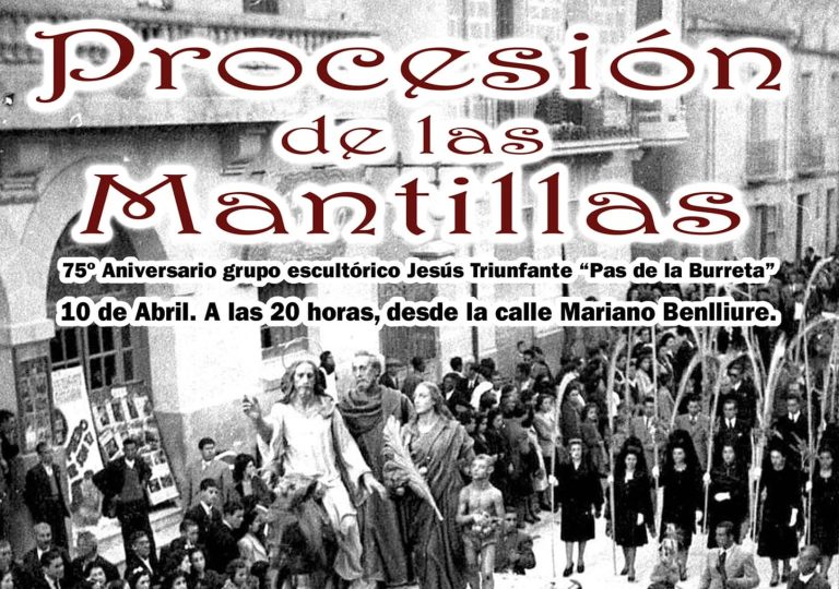 Crevillent rememora la Procesión de las Mantillas